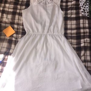 Poka dot white sleeveless dress
